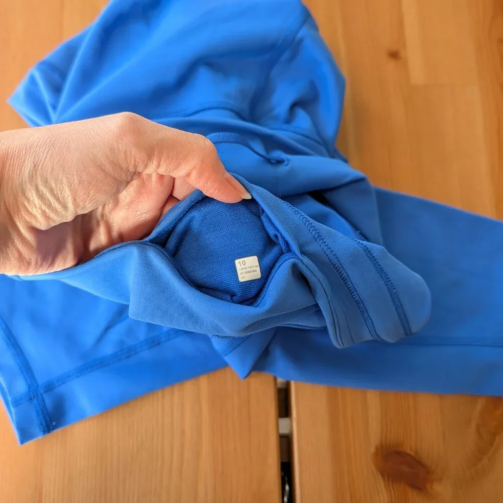 lululemon athletica Bright Blue Capri Leggings